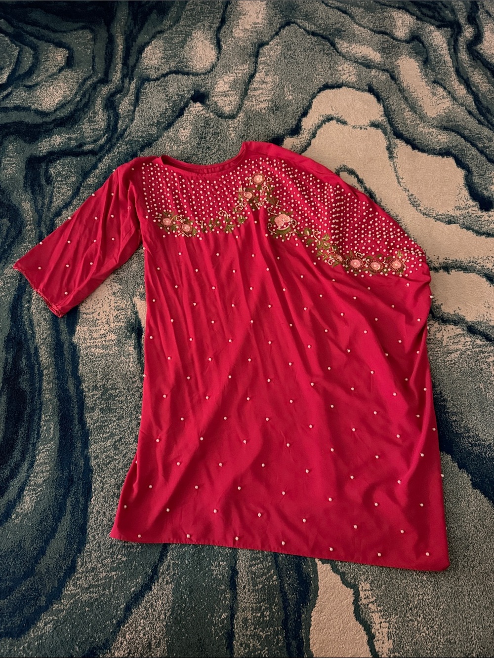 Pink Embellished Kurta with Floral and Perl Detail